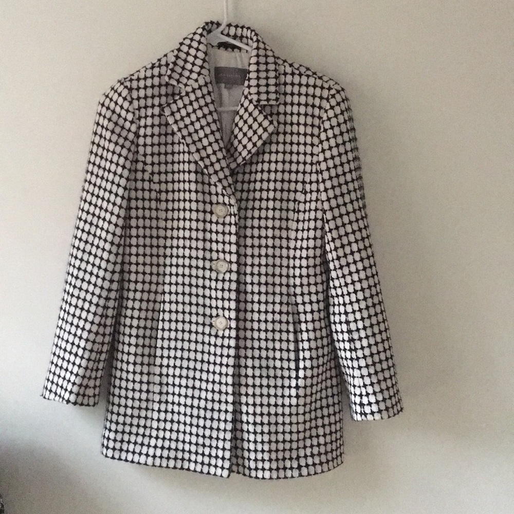 Ann Taylor. Size small. Jacket/blazer.